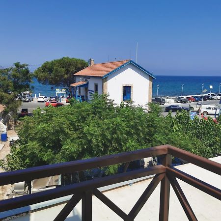 Y & P Latchi Hotel Bagian luar foto